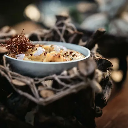 Hotel Nobelos Seaside 4*