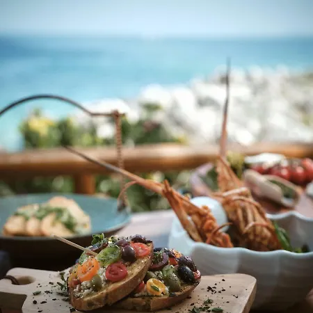 Nobelos Seaside Hotel