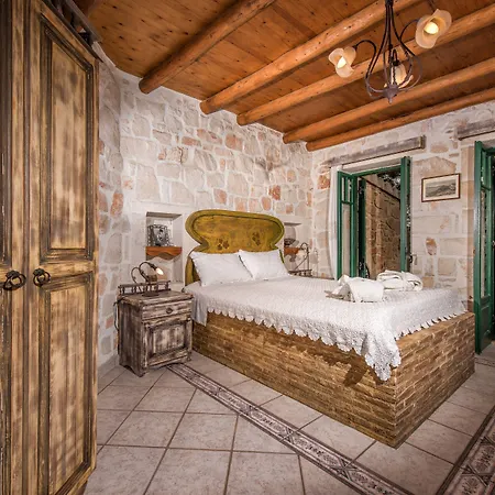 Nobelos Seaside Szálloda 4*