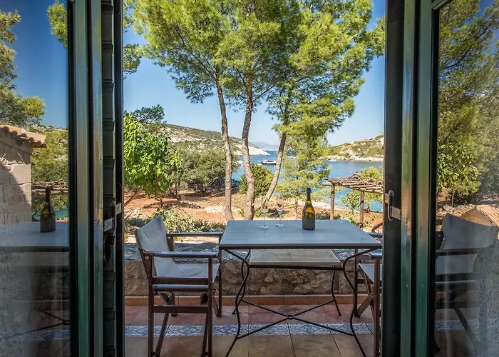 Hotel Nobelos Seaside 4*