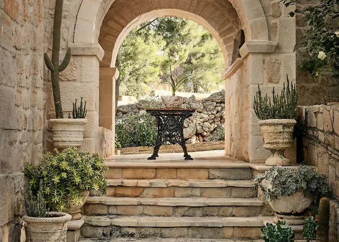 Nobelos Seaside Hotel 4*