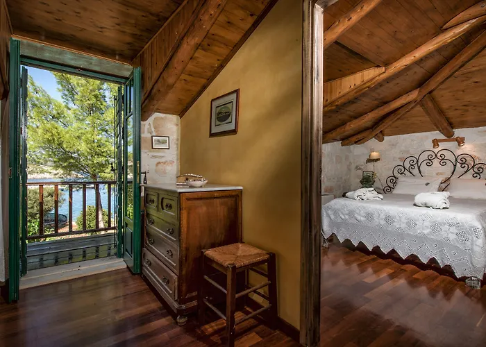 Nobelos Seaside Hotel 4*