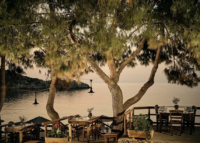 Nobelos Seaside Hotel